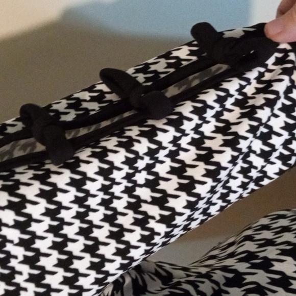 SHELBY & PALMER BLACK & WHITE HOUNDSTOOTH DRESS SIZE 6 - Picture 5 of 10